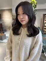 ニュア(neua) オリーブカラー/奈良/橿原神宮前