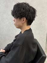リオールバイニアウ(RE:ALL by Niau) MEN’S HAIR/波巻きツイストスパイラル/リバースセンターパート