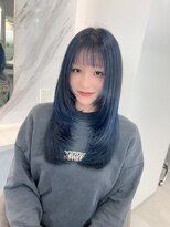 ラピス 新宿(Lapis)&nbsp;【Lapis新宿】レイヤーカット×ネイビーブルー
