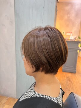 オーストヘアー リュウール(Aust hair Lueur) ショートスタイル