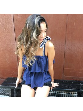 メロウ(MELLOW) ３Dブリーチハイライト＋ASHカラー♪