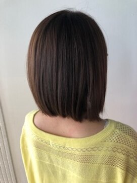 スタジオ アルファプラス 日暮里店(studio α+) ブルーアッシュ×ワンレン前下がりボブ♪