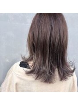 クオリス 上福岡店(QUALIS) 大人かわいい毛先外ハネ/ショコラベージュ/艶カラー/ロング/