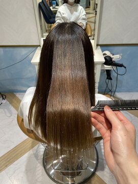 ロンド ストラーダ 心斎橋(Lond strada) ★ブリーチ毛でも酸性ストレートでサラサラ美髪★