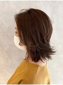 20代30代40代☆ミディアムで、毛先の動きを出すウルフレイヤー♪