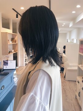 リリィ 津南店(Lilie) ブルーブラック