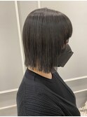 韓国アイドル風　切りっぱなしボブ