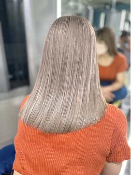 ユー(juu.) new open☆《juu.》ブリーチ2回×silver blond