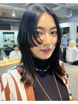 ソイリウム 下北沢(soi rium) 顔まわりを切り込んだミディアムウルフ