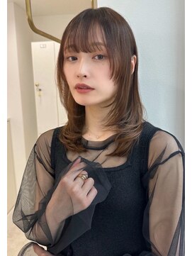 レミエ ダイカンヤマ(lemiie) ミディアムハイレイヤー / ワンカールスタイリング