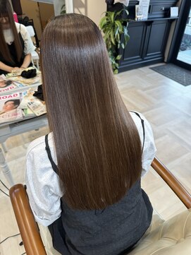 エミール(Emiile) チョコレートブラウン／髪質改善