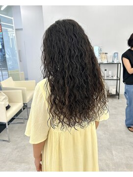 ブラウン(Brown) ツイストスパイラルパーマ/ロングパーマ/ウェットヘア