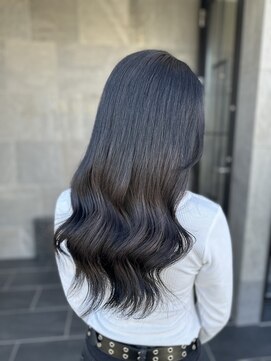 メゾン アヴァロ(Maison Avallo) 6トーンベースグレーカラー