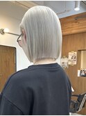 【フルブリーチ】切りっぱなしボブ × ホワイトグレー 馬場 涼平