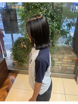 ファーレンピュアスウィート(fahren-pure-suite) 切りっぱなしボブ