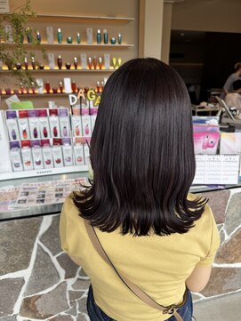 アチーブティルスマートサロン 豊川末広通店(achieve till Smart Salon) 外ハネ小顔ミディアム×透明感ワンカラーココアグレージュ艶髪