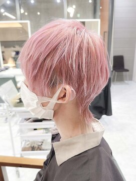 デイズ(days) ホワイトピンクベージュ　ウルフカット　ブリーチデザイン