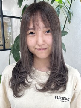 ベルヘアーデザイン 堺東(Belle hair Design) 韓国風顔周りレイヤーカットオリーブグレージュ堺東外国人風