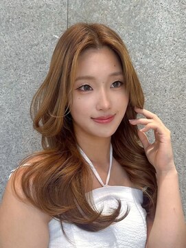 ディオ アンド ルーチェ アット(Dio&Luce at.) ヘーゼルベージュ×くびれヘア