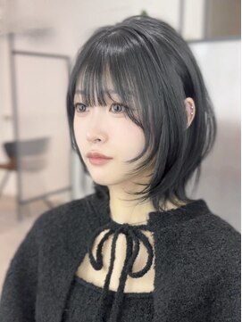 ビューエヒメ(VIEW EHIME) 小顔黒髪レイヤーカット×アッシュカラー20代30代40代