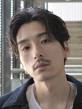 レタッチバイフィフス(RETOUCH by fifth) 原宿ルーズパーマオールバックスパイラルパーマ大人ビジネスヘア