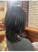 軽やかな動きで魅せる大人レイヤー【194スタイル】
