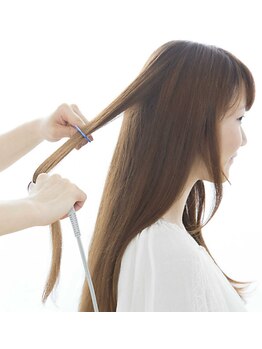 hair & spa LUXORの写真/丁寧なカウンセリングで「なりたい」を形に。髪質や骨格に合わせたオーダーメイドのスタイルをご提案します