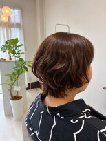 ヒビ(hibi)&nbsp;丸みショートボブ