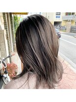 フォーシー(Four C)&nbsp;ハイライトバレイヤージュ