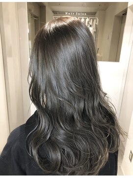 エイト 恵比寿店(EIGHT ebisu) tomi-82　グレージュカラー！