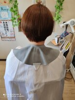 カラクリビショウ(Kara-Kuri Bisho)&nbsp;丸みショートヘア