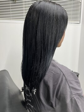 リス(LyS) 暗めトーンのブルーはツヤ良し☆モチ良し☆