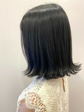 ワークス 下北沢(WORKS) 大人可愛い20代30代40代黒髪前下がりショートボブ丸みショート◎