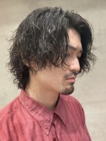 ウェイビーエフティフィフス 横浜西口(WAVEY ft.fifth) ツイストスパイラルパーマセンターパートツーブロック刈り上げ