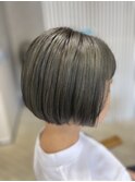 マットグレージュ×ボブ