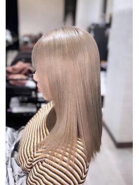 アルマヘア(Alma hair) 【ホワイト系】ミルクティーベージュ