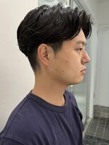 ロイ 南青山 表参道(ROI)&nbsp;メンズニュアンスパーマセンターパートメンズスパイラルパーマ