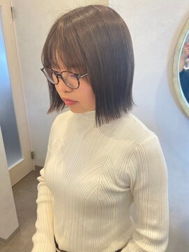 リタ(Lita.) こなれ似合わせカット ぱつっとボブ 切りっぱなし トレンド