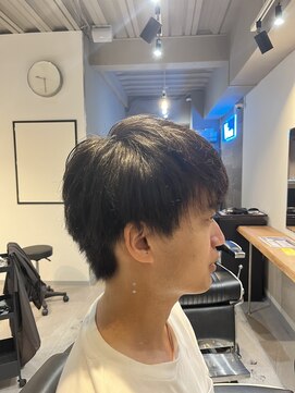 ヴィ 大宮(Vii) ダークアッシュ/カルマパーマ/アッシュブラック[メンズ/大宮]