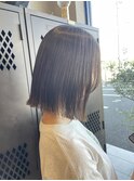 切りっぱなしボブ小顔スッキリこなれヘア暖色系プツットカット