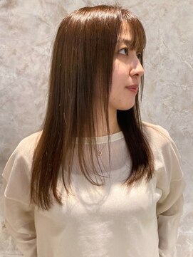 ダブルバイグリッター(W by GRITTERs) オリーブベージュ レイヤーカット　ワンカール　セミロング