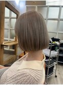 艶感ハイトーン ボブ