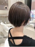 ショートボブ・アッシュグレージュ