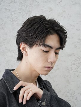 フィフス 栄(fifth) 自然な毛流れでラフにキマるセンターパート×ニュアンスパーマ