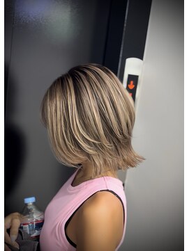 ピリオド 蒲田(Period.) 【西川】バレイヤージュ/ハイライト/髪質改善/蒲田美容室