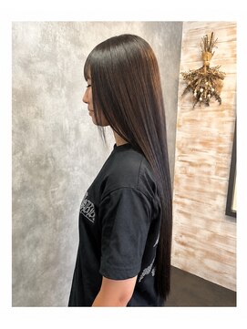 アンレーブ ヘア メイク 髪質改善ストレートロング