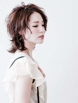 サンズフェッリーナ(SUNS fellina) デザインカラー×色っぽウルフショート