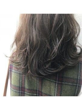 ハグ 横浜(HUG) 外国人風アッシュで可愛いミディアムヘア☆