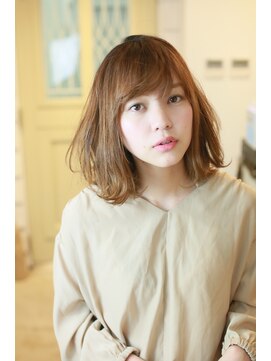 ニューラインギンザ(New-Line 銀座) ツヤオレンジの大人ミディアム