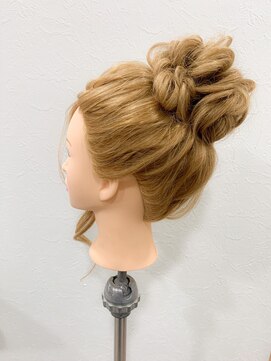 ファレ(Phalae) クイックヘアセット　1500円